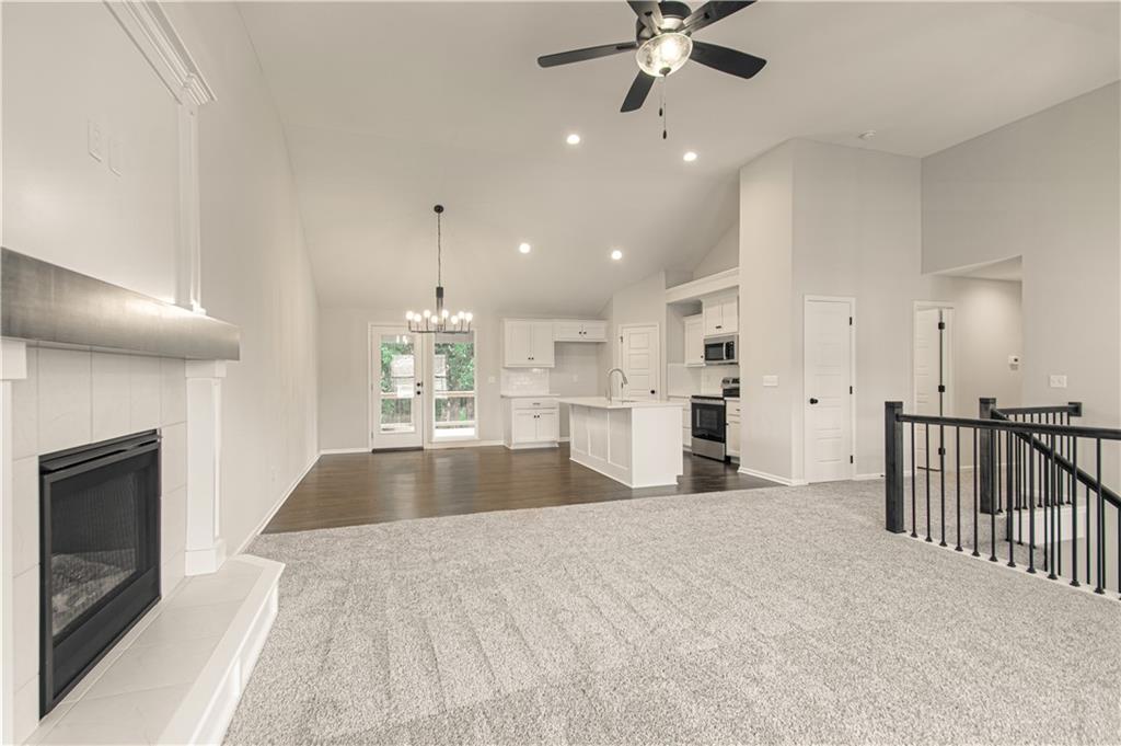 Photo 7 of 10139 N Poplar Avenue