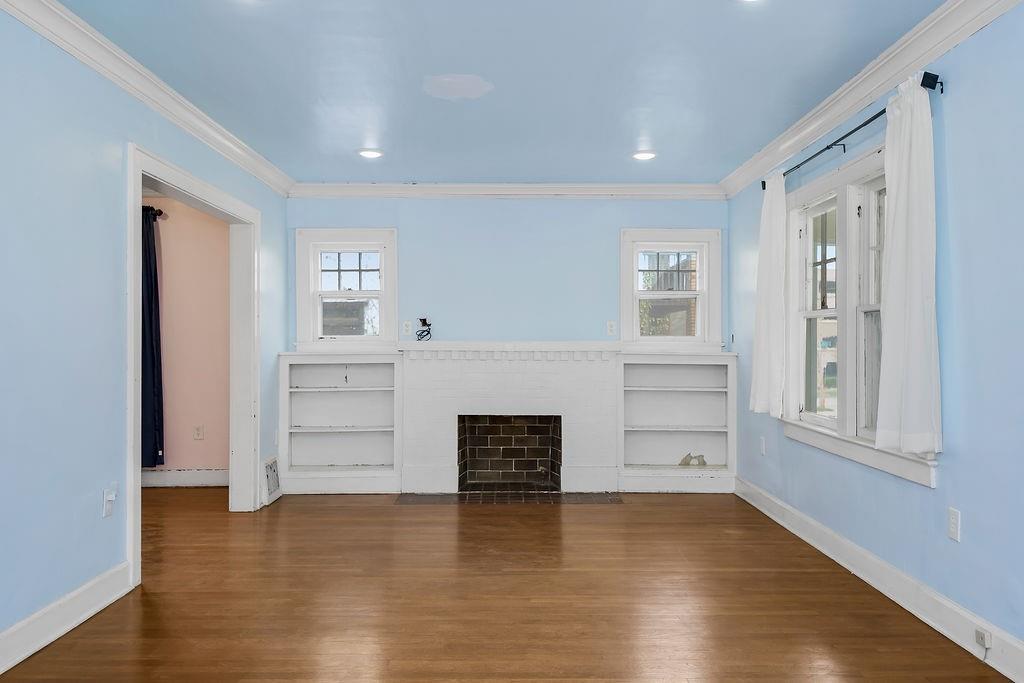 Photo 5 of 5306 Charlotte Street