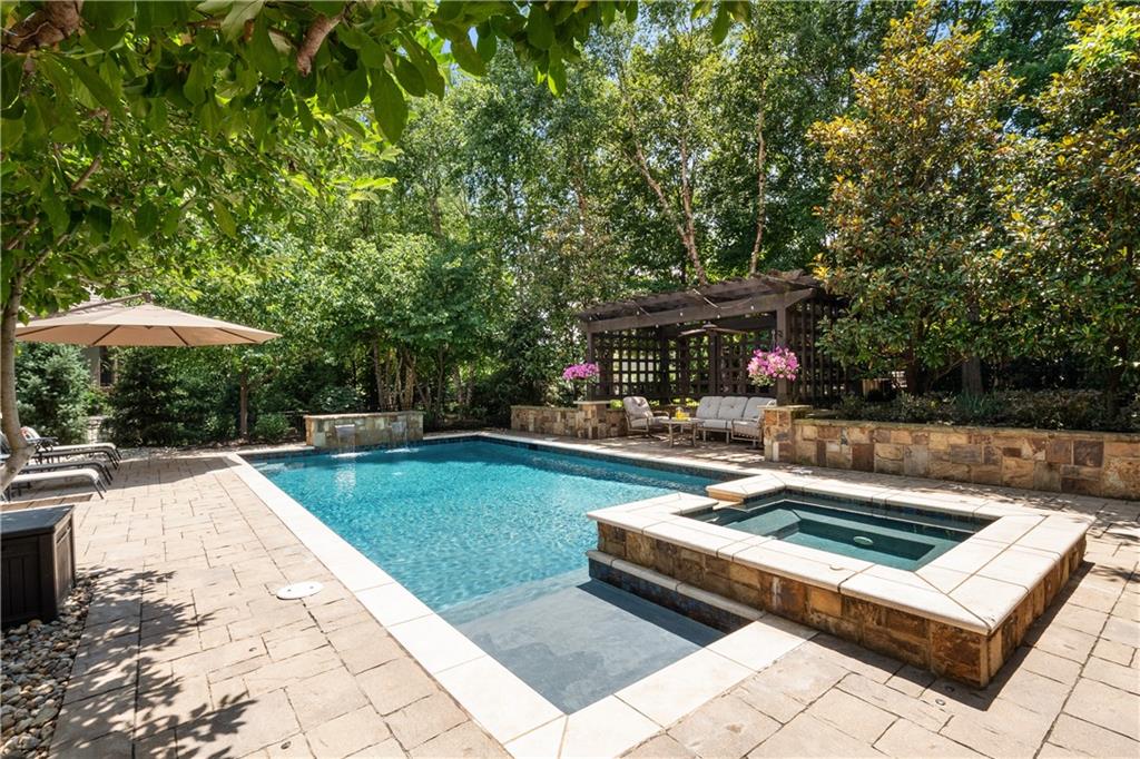 Photo 6 of 3701 W 140th Street