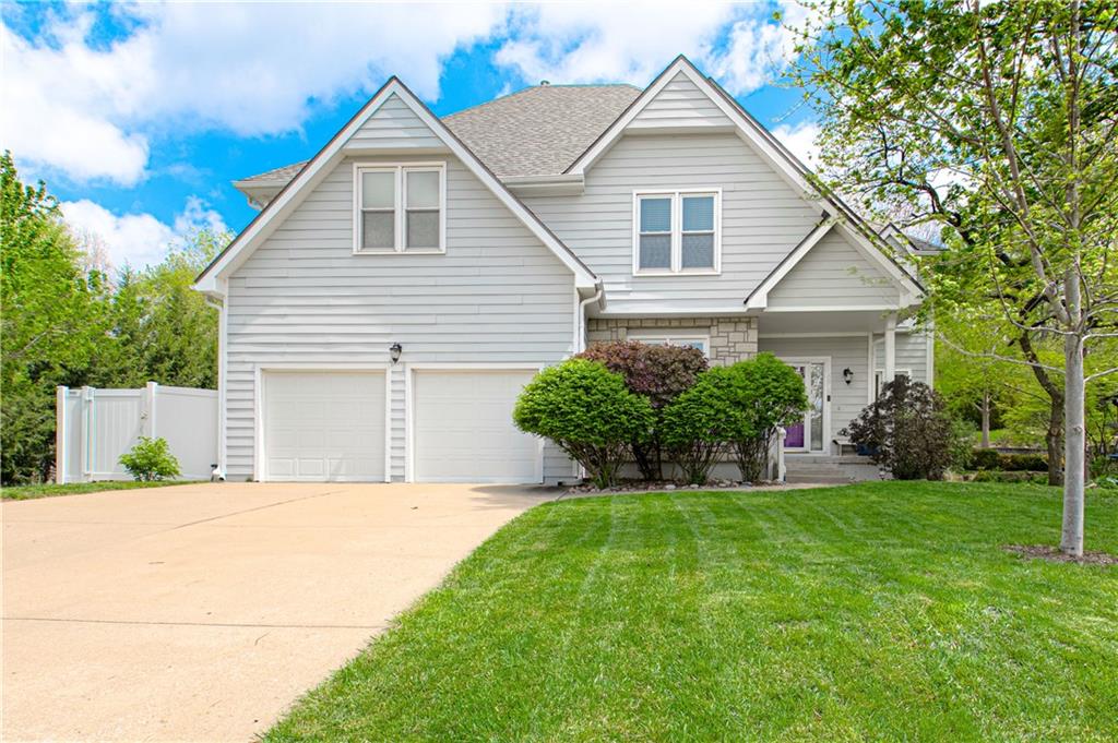 Photo of 6913 RED OAK Drive