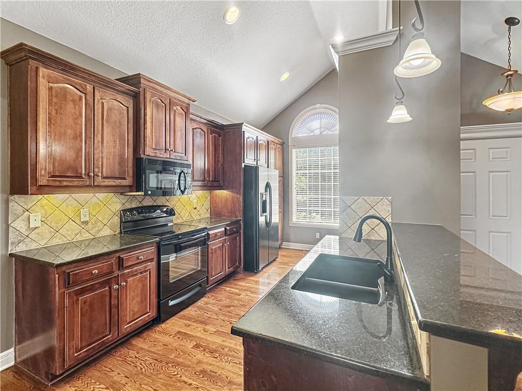 Photo 7 of 6125 Allman Street