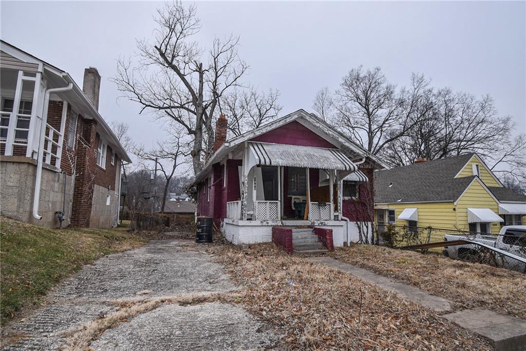 Photo 3 of 5406 Jackson Avenue
