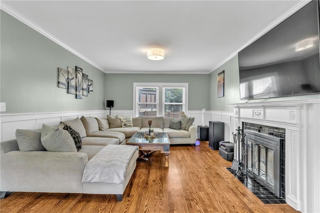 Photo 5 of 4975 Ward Parkway