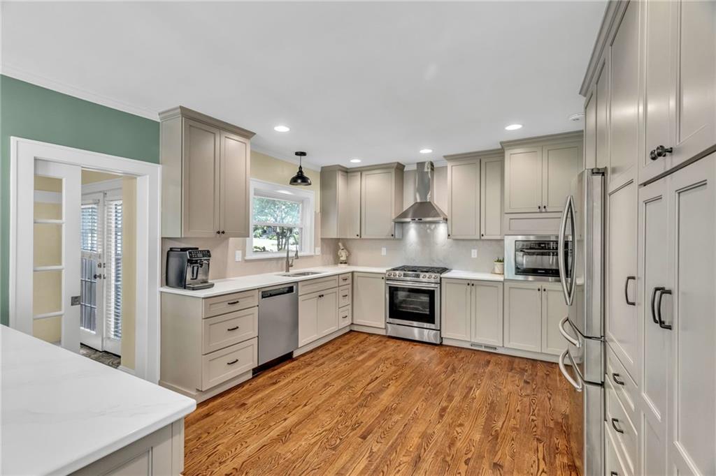 Photo 7 of 4975 Ward Parkway