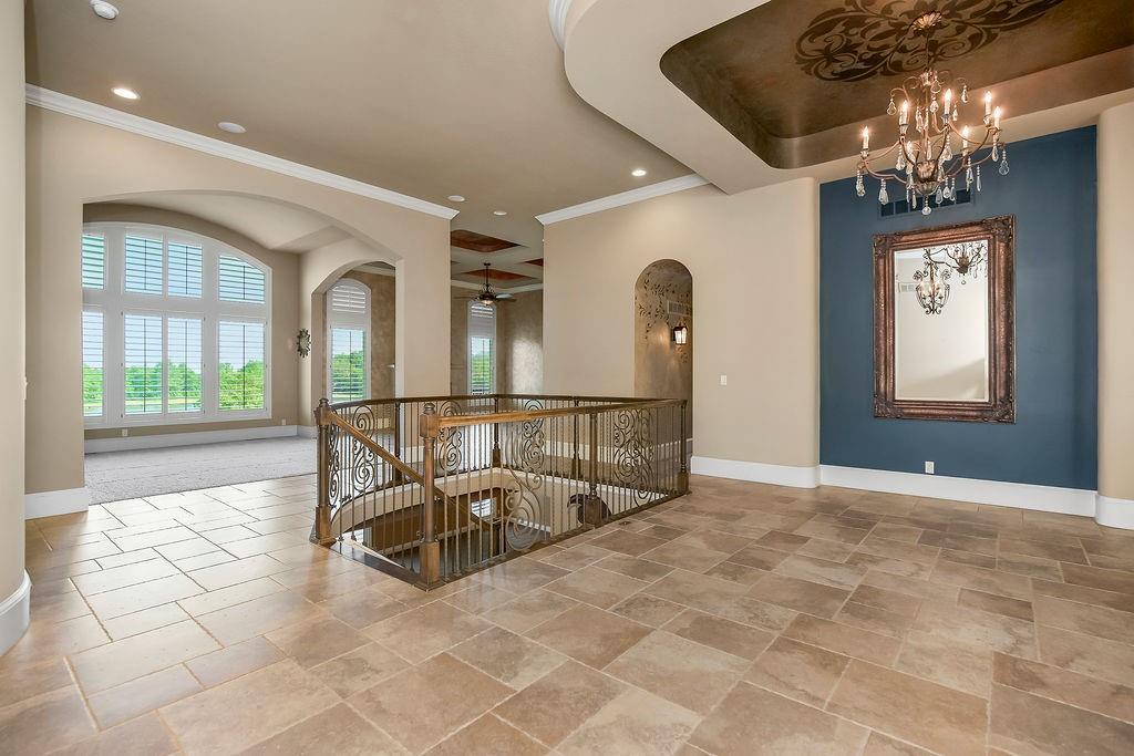 Photo 5 of 10500 NE 106th Terrace