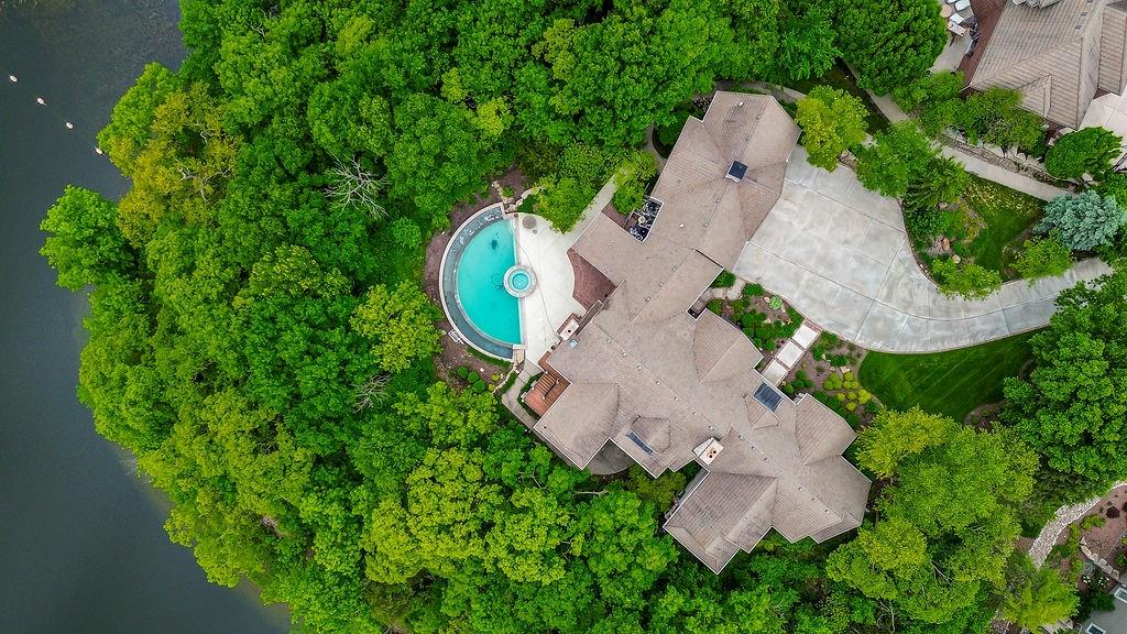 Photo 2 of 10462 S Oakcrest Lane