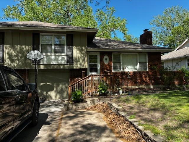 Photo 3 of 1510 E Sheridan Street