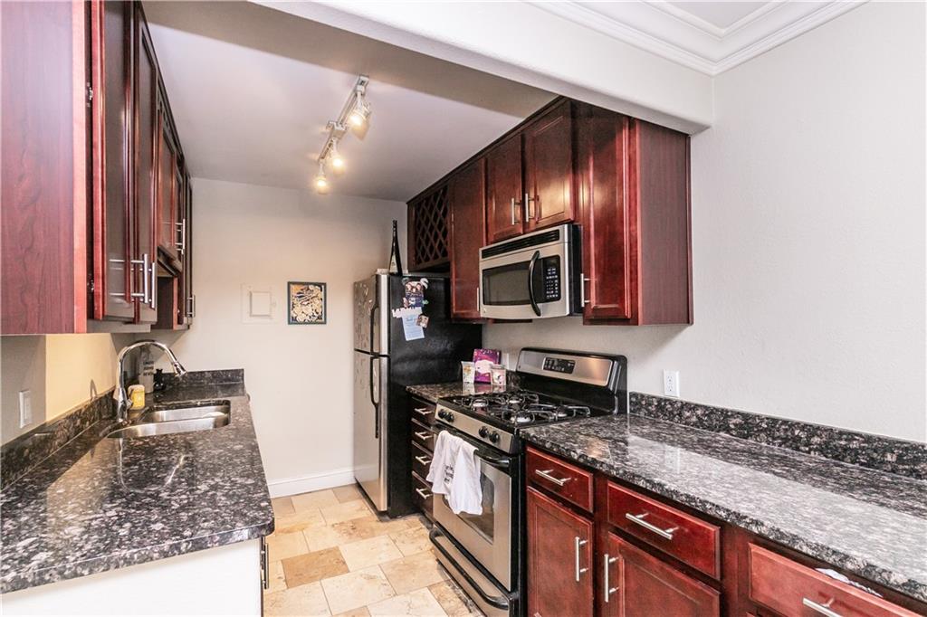Photo 6 of 700 E 8th Street #14G