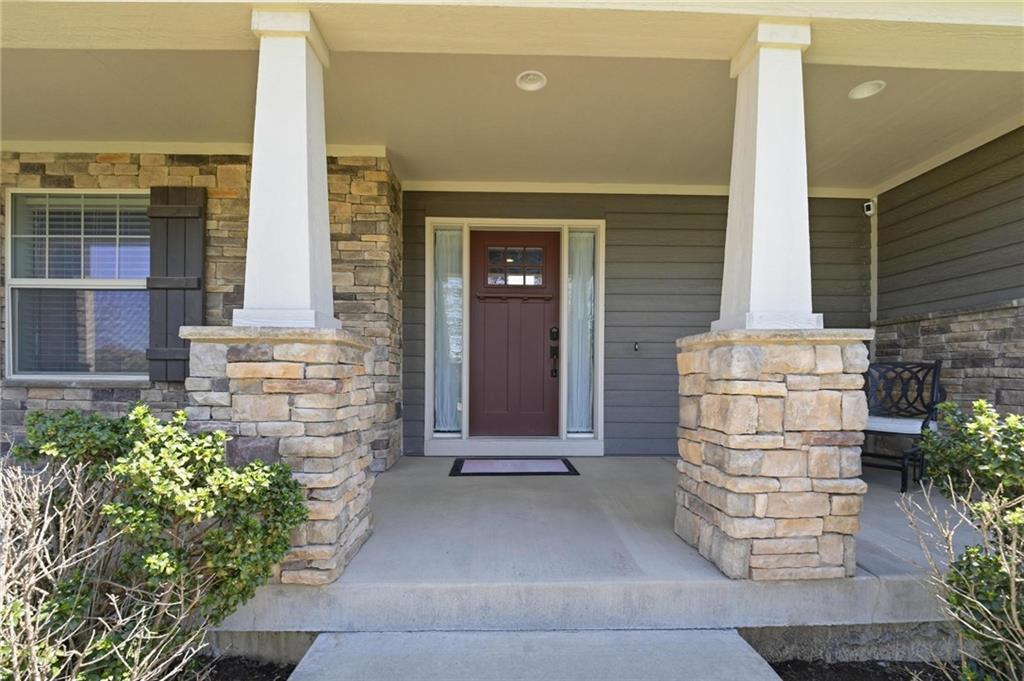 Photo 4 of 10509 N Hedges Avenue