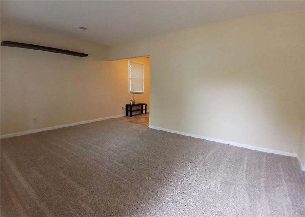 Photo 6 of 5207 Sycamore Avenue