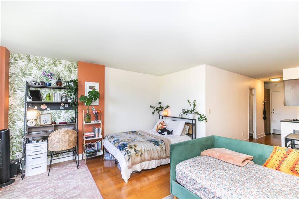Photo 7 of 600 E 8th Street #5S