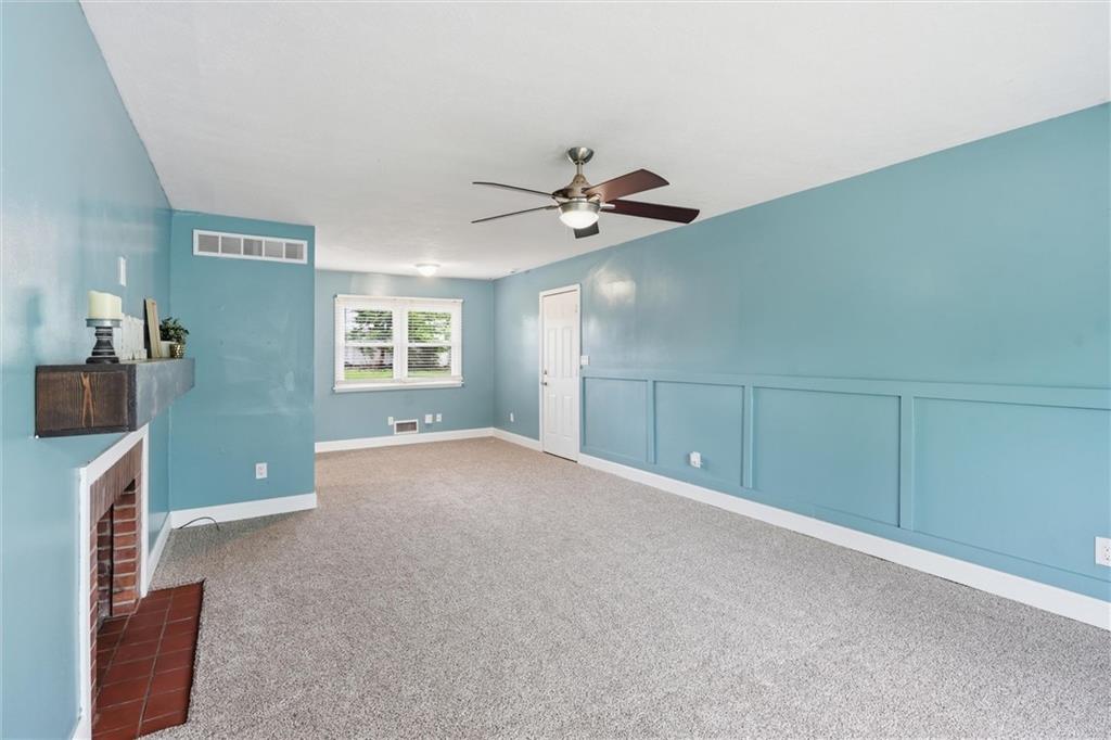 Photo 5 of 2902 W 7th Street