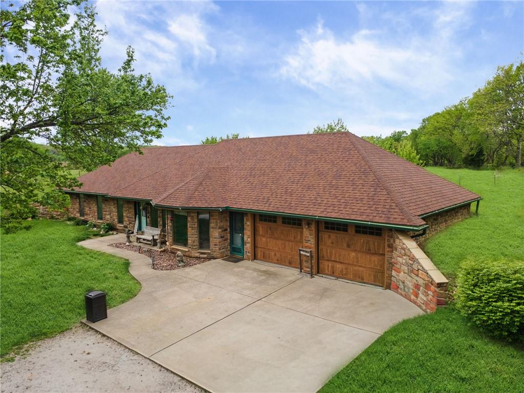 Photo 6 of 4021 Country Squire Road