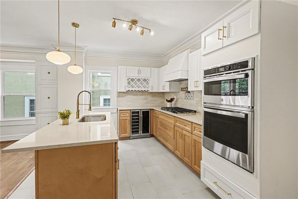 Photo of 122 E 59th Street