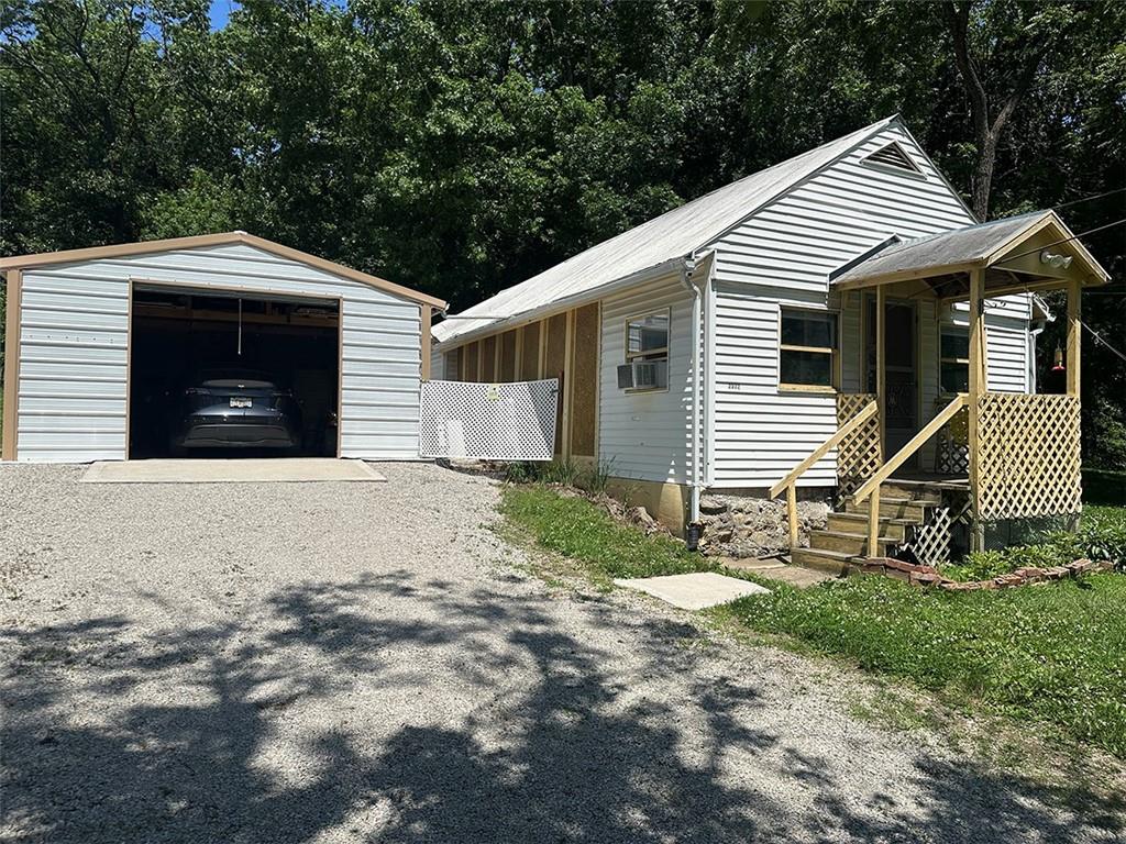 Photo of 2332 Park Lane