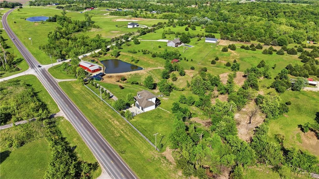 Photo 7 of 18411 Linwood Road