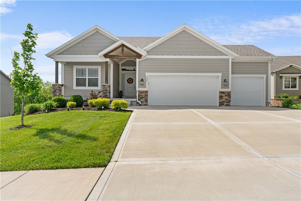 Photo of 202 NW Joshua Drive