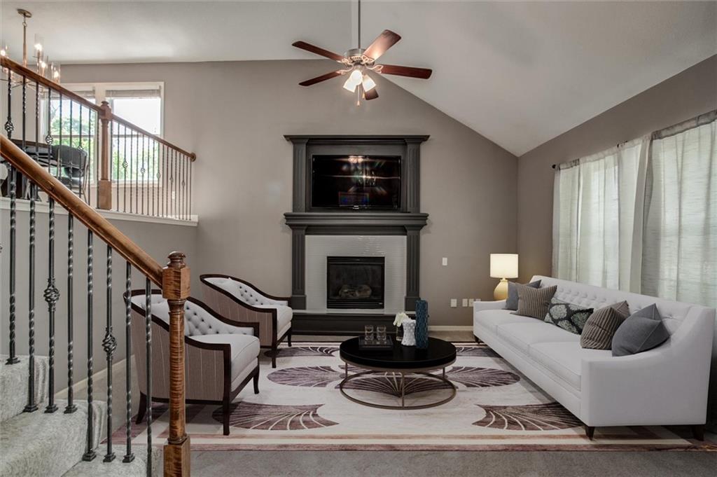 Photo 2 of 503 S 137th Place