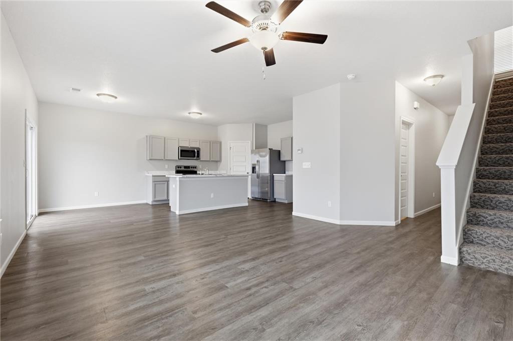 Photo 6 of 21305 W 215th Terrace
