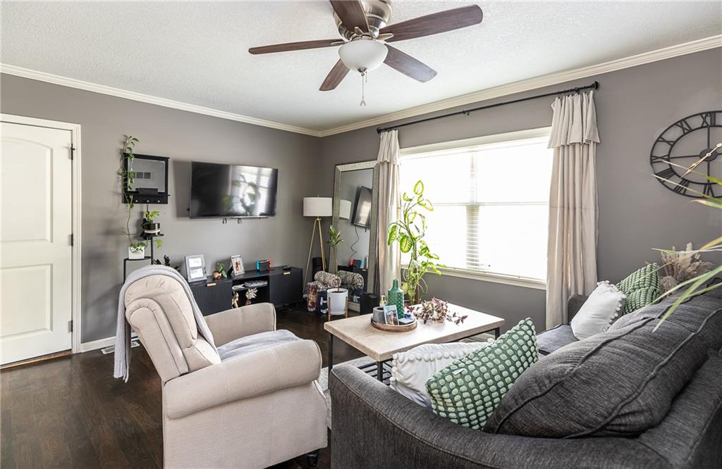 Photo 3 of 4526 Roanoke Parkway #A