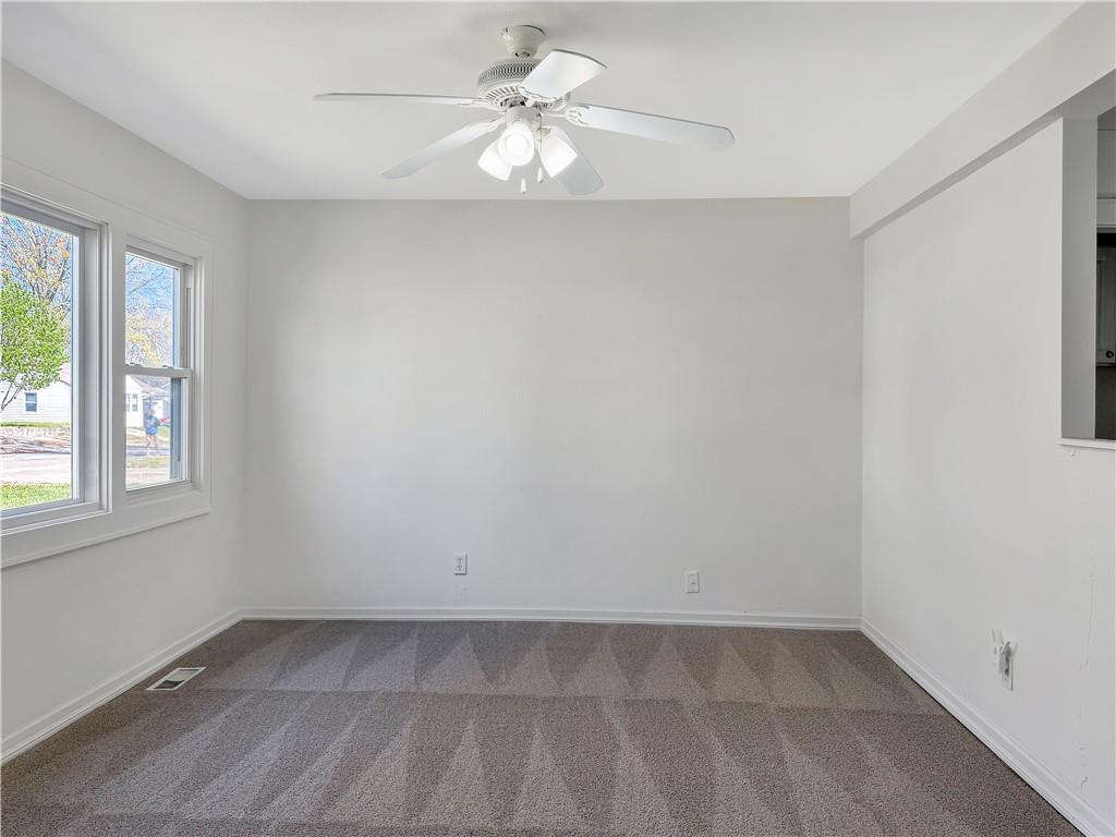 Photo 3 of 1005 NE 44th Street