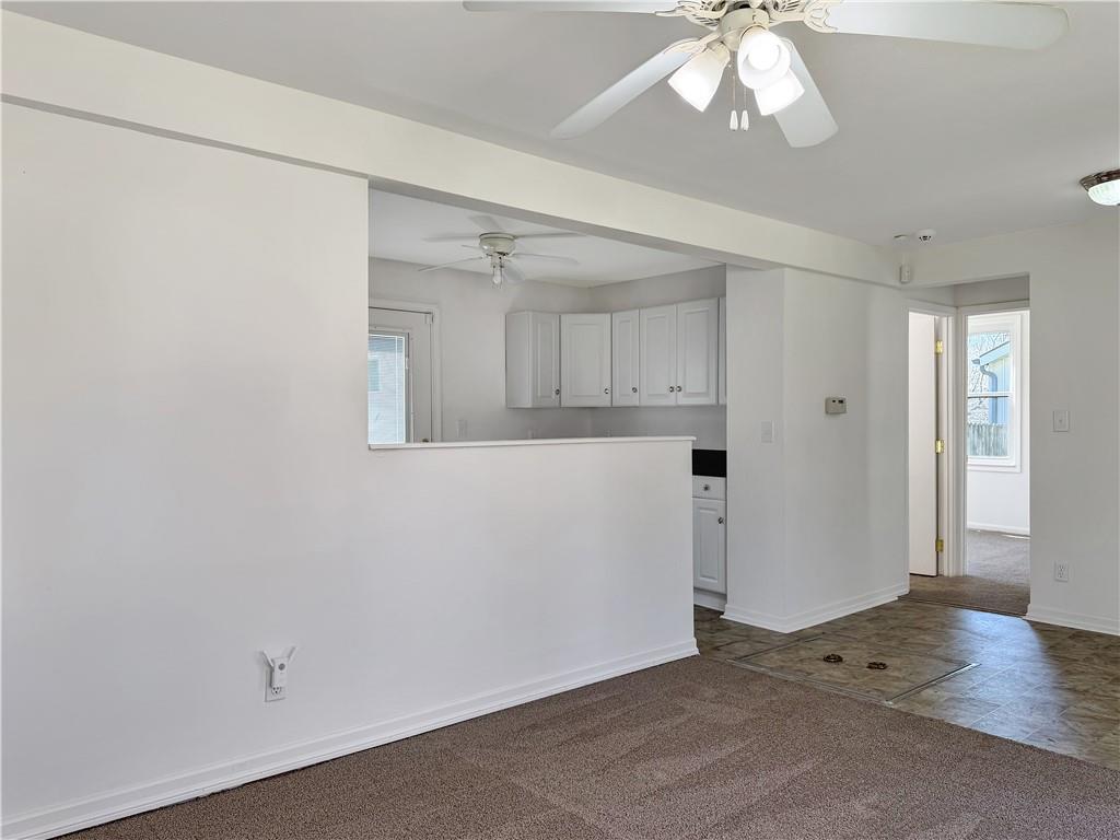 Photo 7 of 1005 NE 44th Street