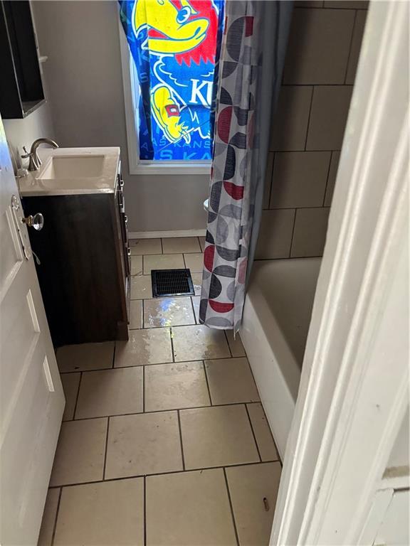 Photo 3 of 2206 Montgall Avenue