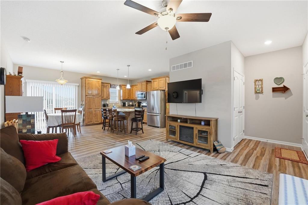 Photo of 941 N Cottonwood Court