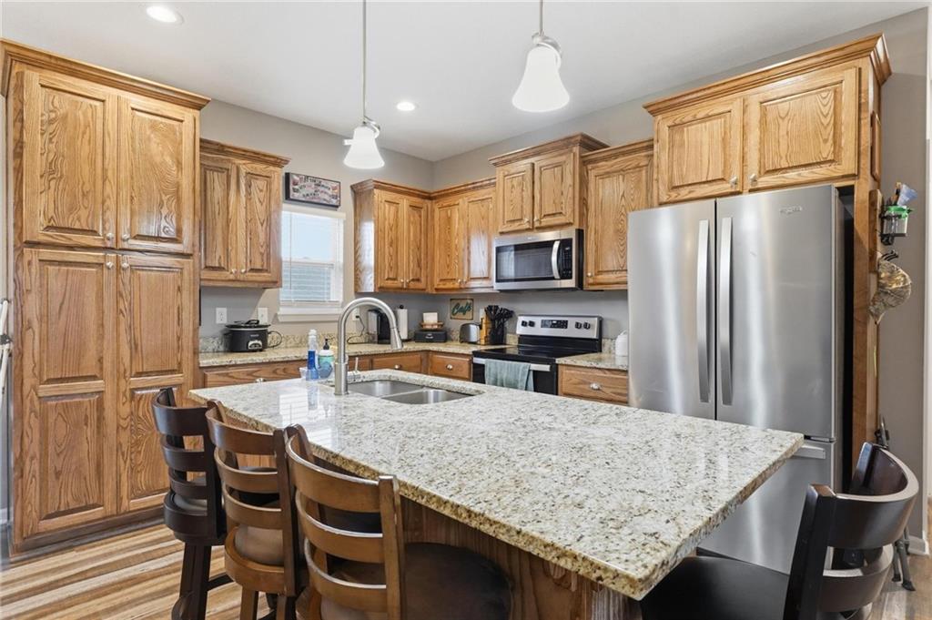 Photo 5 of 941 N Cottonwood Court