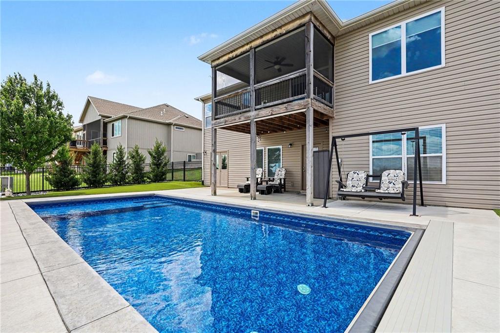 Photo 2 of 17605 Greyhawke Ridge Drive