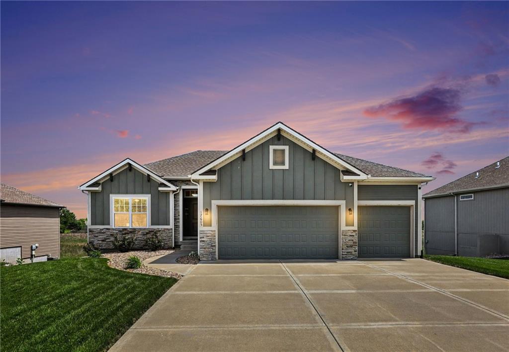 Photo 3 of 17605 Greyhawke Ridge Drive