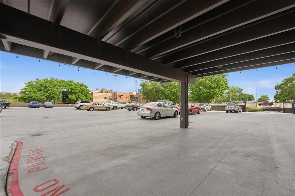 Photo 4 of 700 E 8th Street #14N