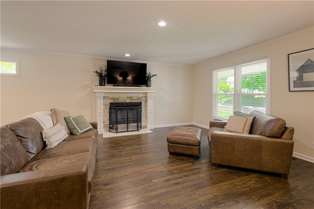 Photo 7 of 1500 Amesbury Avenue