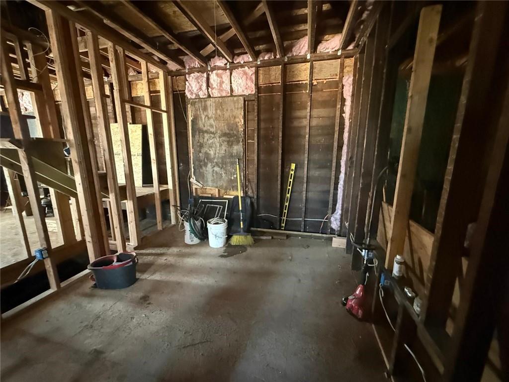 Photo 6 of 2210 Cleveland Avenue