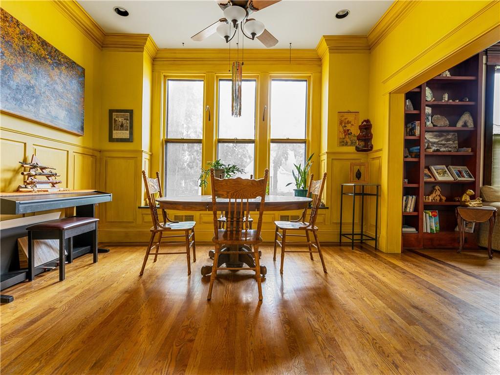 Photo 4 of 1704 SW Walnut Street