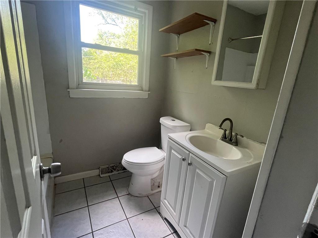 Photo 7 of 6010 E 149TH Street