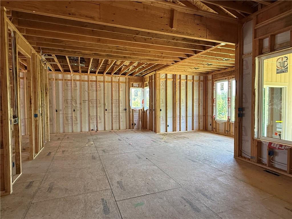 Photo 7 of 18473 Mohawk Lane