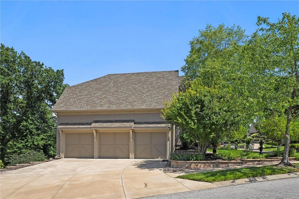 Photo 4 of 6001 N Cosby Avenue