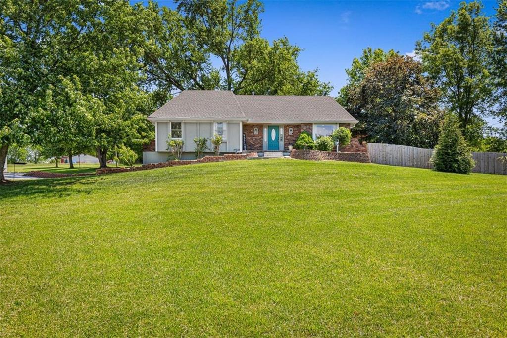 Photo 4 of 15813 Sugar Plum Road