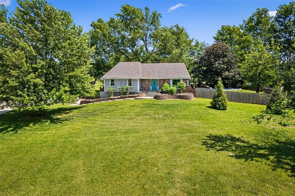 Photo 5 of 15813 Sugar Plum Road