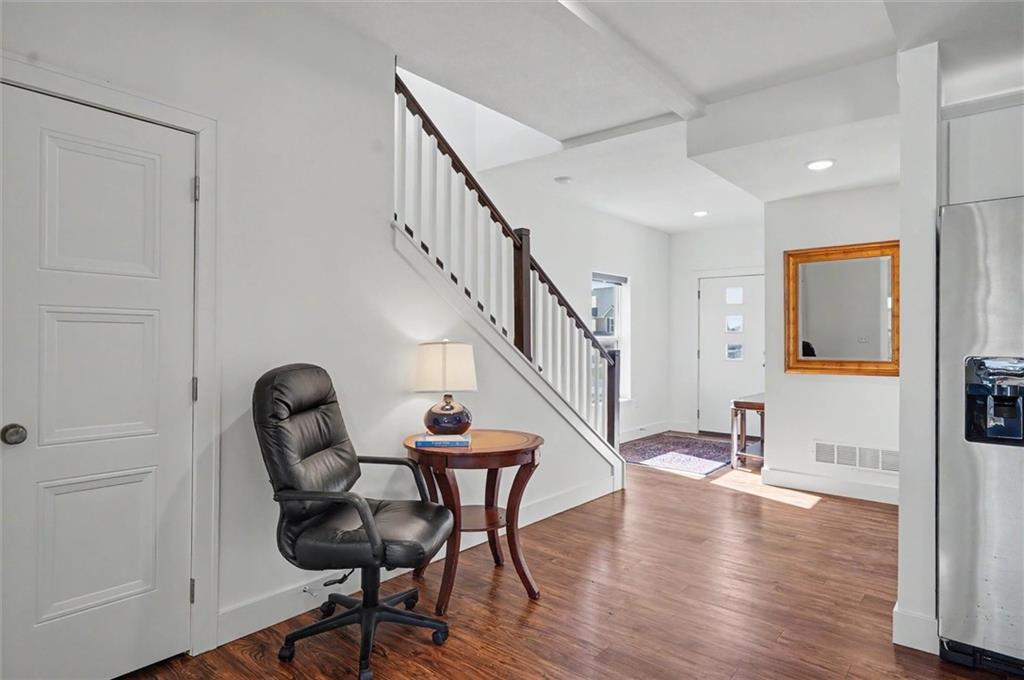 Photo 6 of 2530 Arlene Place