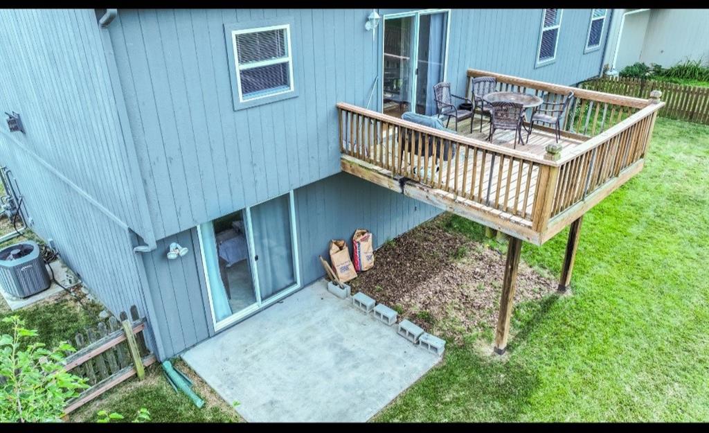 Photo 3 of 8604 NE 75TH Terrace