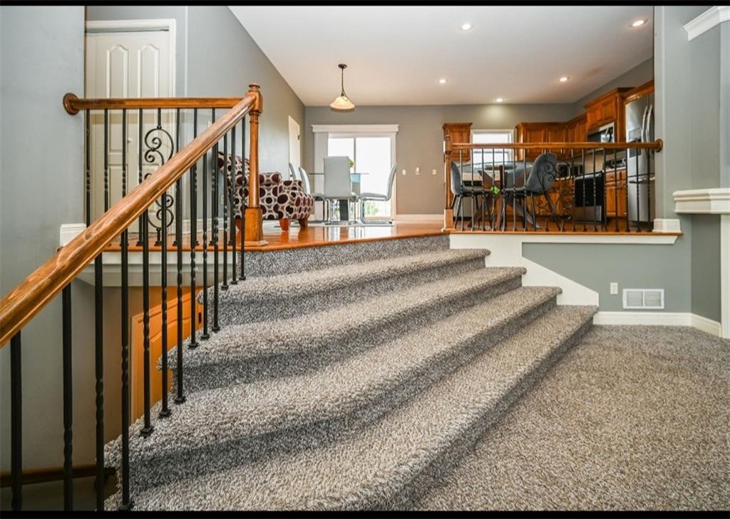 Photo 6 of 8604 NE 75TH Terrace