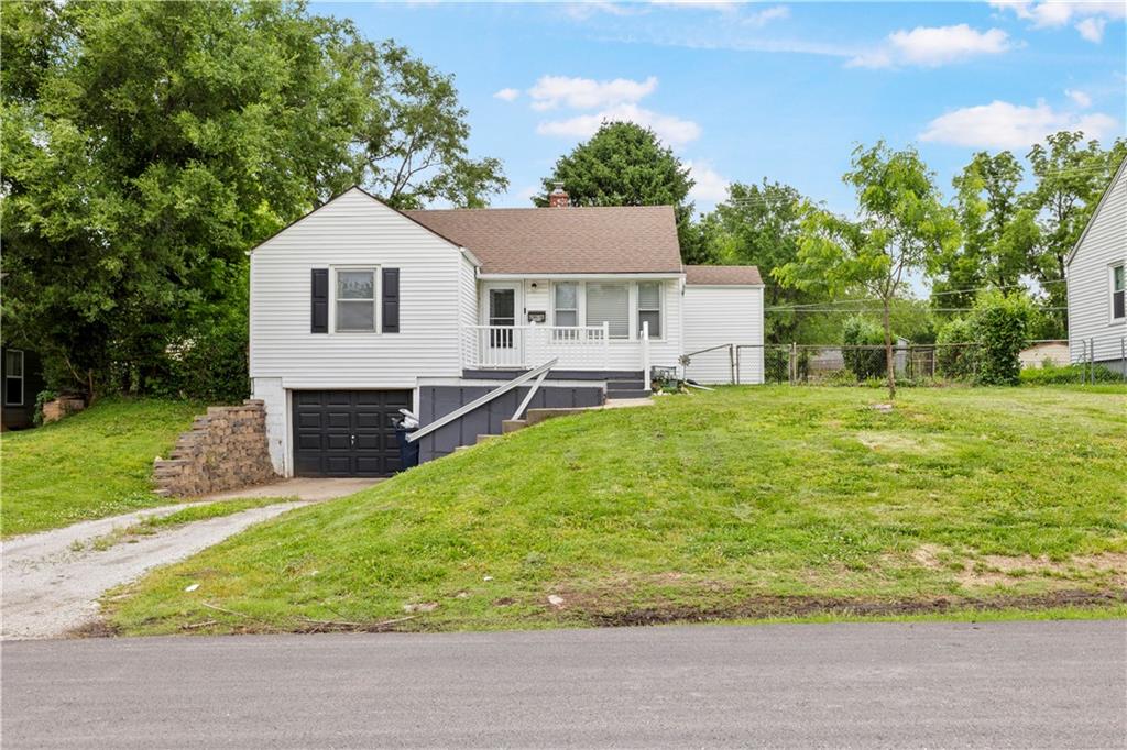 Photo of 2816 NE 56th Street