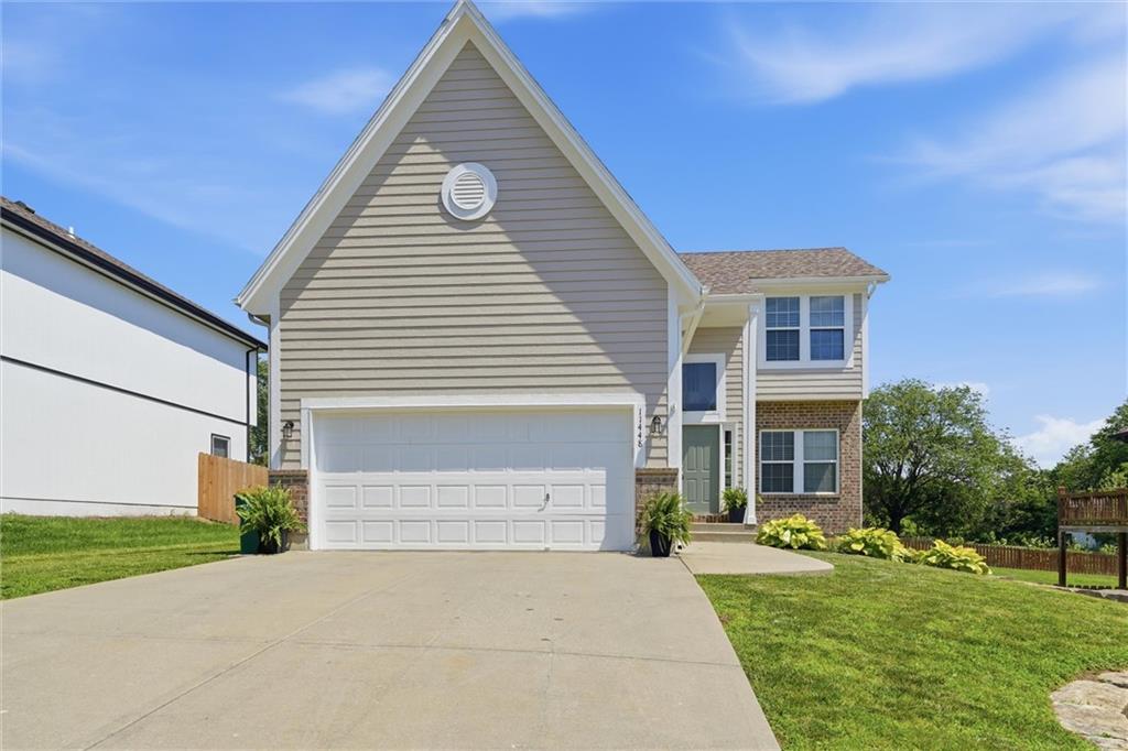 Photo 4 of 11448 Parkview Avenue