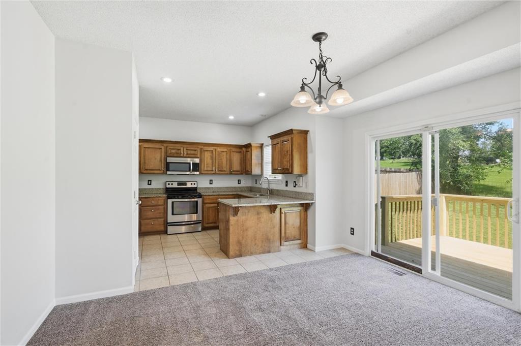 Photo 6 of 11448 Parkview Avenue
