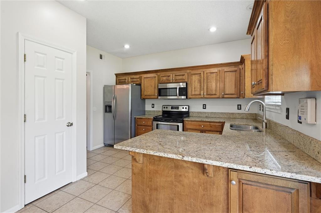 Photo 7 of 11448 Parkview Avenue