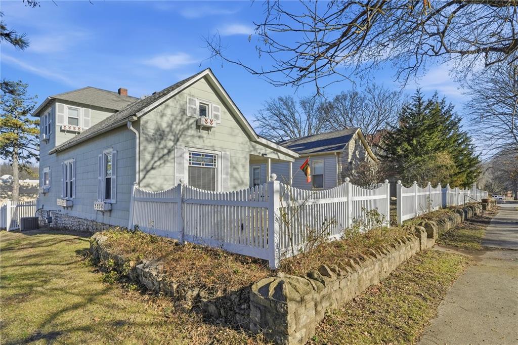 Photo 5 of 414 Pine Street