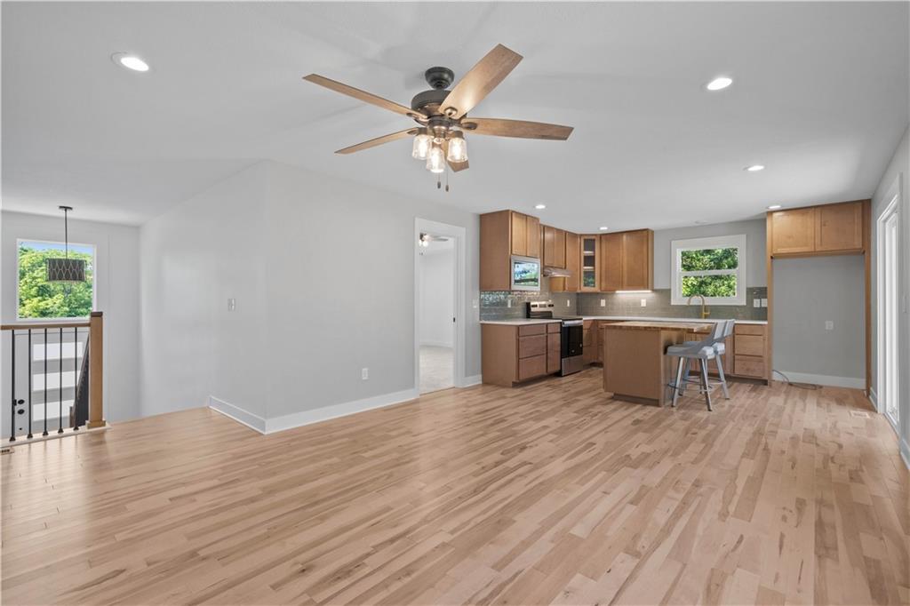 Photo 6 of 5037 Comanche Lane