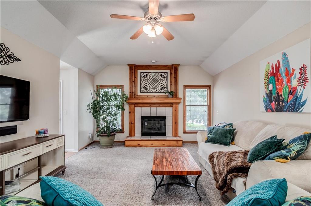 Photo 3 of 8820 NE 110th Street